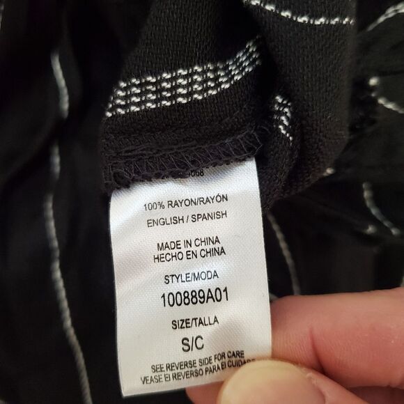 Ten Sixty Sherman Paperbag Tie Waist Pants - size Small in Black - Picture 15 of 15